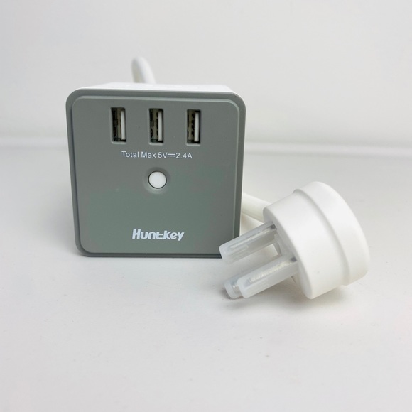 Huntkey 4 Outlets Surge Protector 3 USB Ports 5V/2.4A,5-Foot SMC 40724 Open Box - Picture 11 of 15